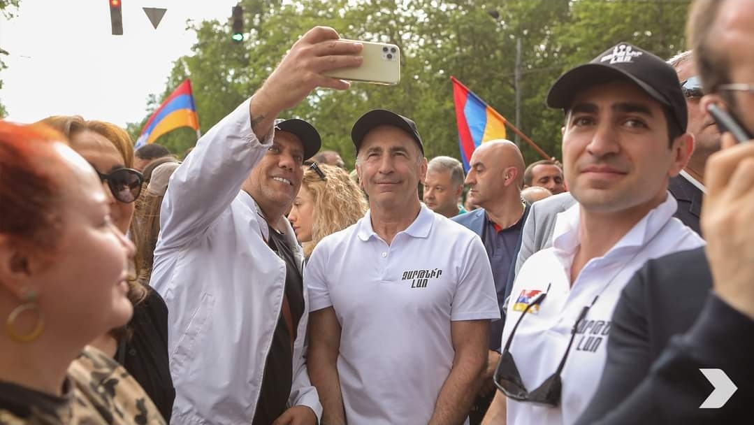 Screenshot_20220501-212107_Facebook