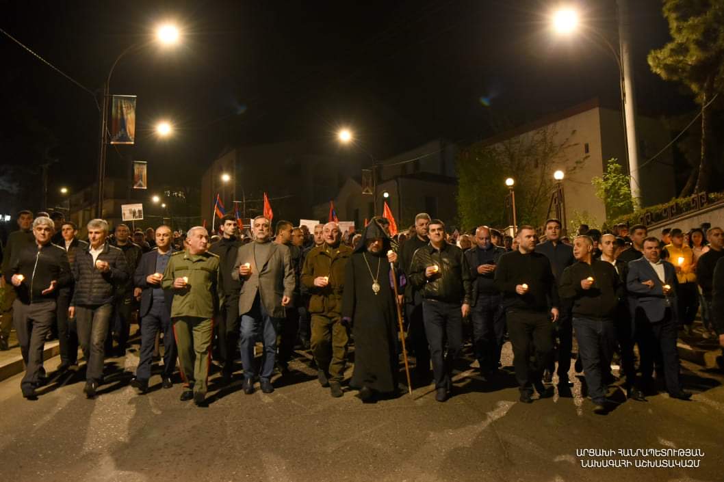 received_1396273824130610