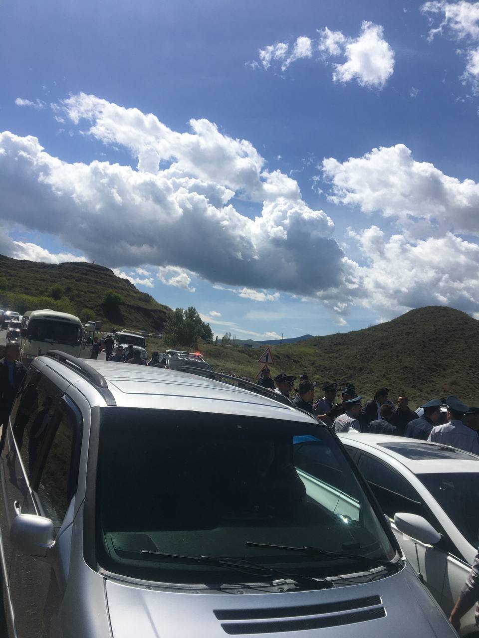 photo_5328204795716163271_y