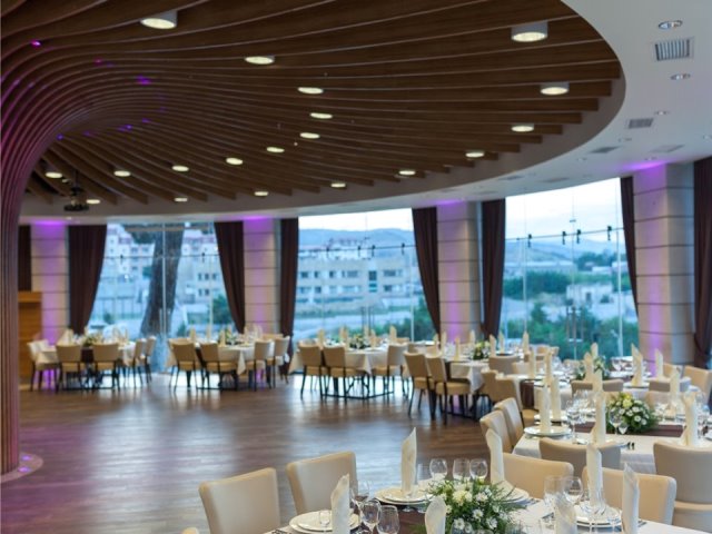 72332786_408506279814740_665449940645838848_n