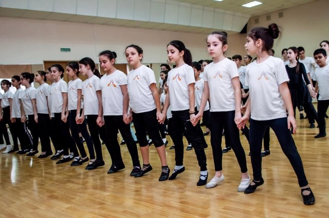 85111191_546380692748047_3375616914792382464_n