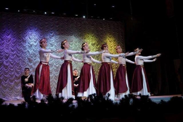 85257325_2498946967038297_1283522608150609920_n