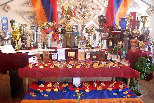 131893216_394720848445375_8284884352958023359_n