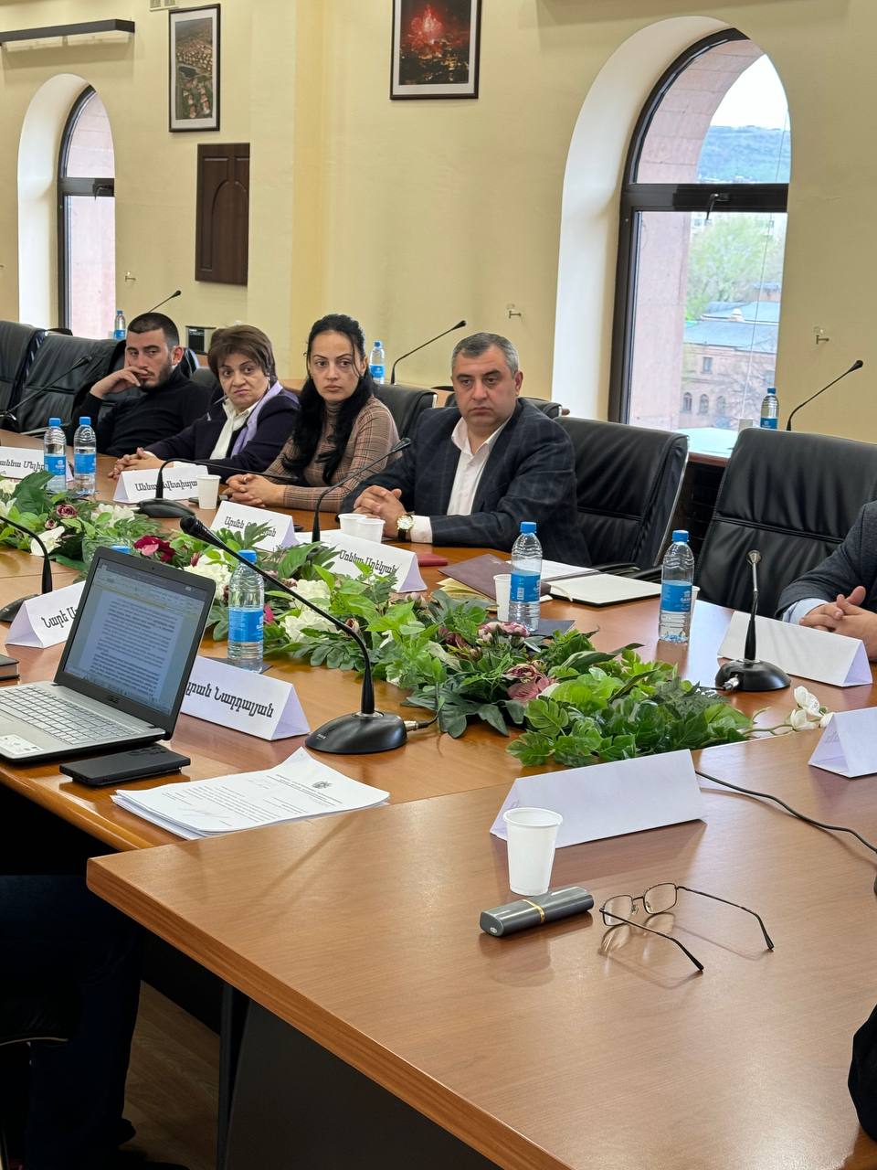 photo_6107341004563661548_y