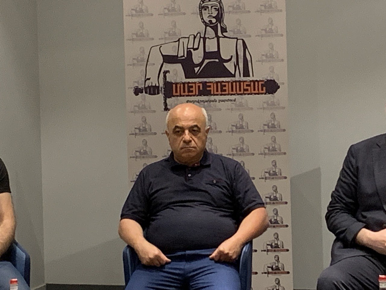 photo_5312149417689742331_y