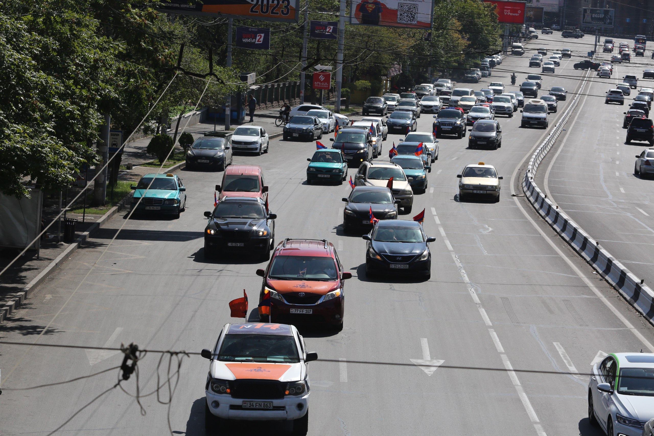 photo_5197478240472650818_w