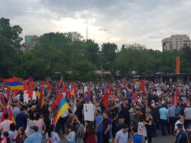 60985747_592853891209591_4334808288811024384_n