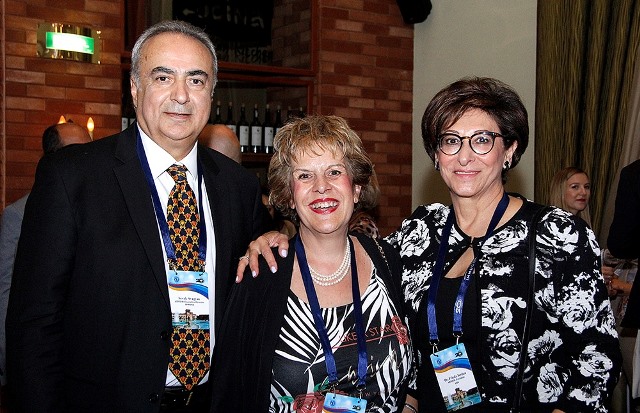 73192115_441126473201989_3307368123522351104_n