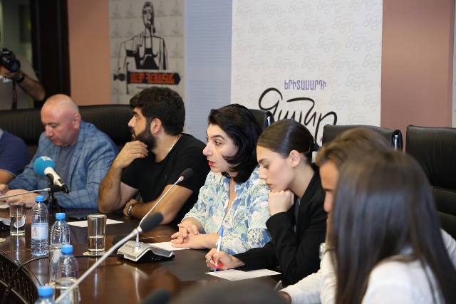 photo_5235512323362376577_y