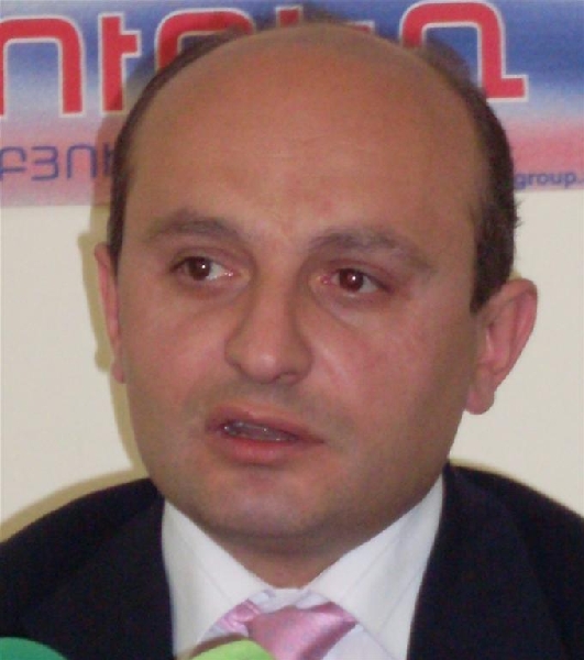 Степан Сафарян: «Эта власть больше не имеет права продолжать свою деятельность»
