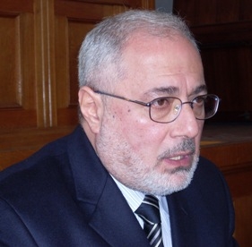 Ваан Ованисян: «Левон Тер-Петросян  просто предлагает оказать три услуги властям»