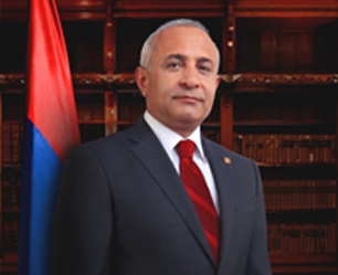 Овик Абрамян: «Мы должны воздержаться от тех, кто ищет в партии личные выгоды»