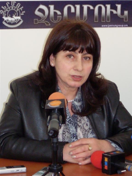 Рузан Аракелян: Сегодня у Дашнакцутюн нет причин выходить их коалиции