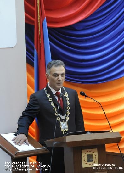 Состоялась церемония клятвы новоизбранного мэра Еревана