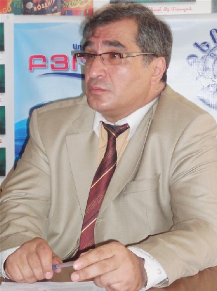 Сурен Золян обвинил власти Карабаха