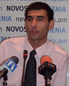 В. Диланян: «Ни в армянском, ни в азербайджанском обществах не готовы к какому-либо варианту компромисса»