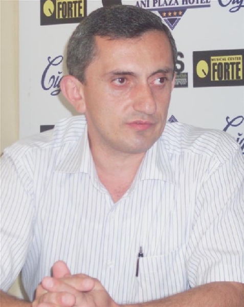 Армен Агаян: «Эта оппозиция и власть - два сапога пара»