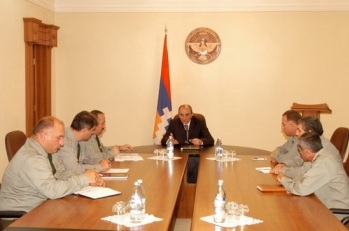 Рабочее совещание с высшим командным составом Армии обороны НКР