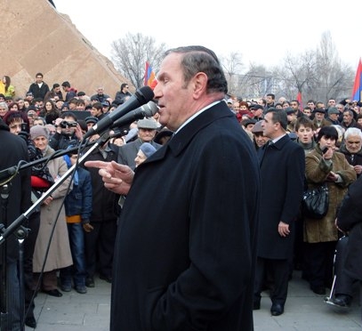 Левон Тер-Петросян:" Следующий митинг  будет 1-ого марта"