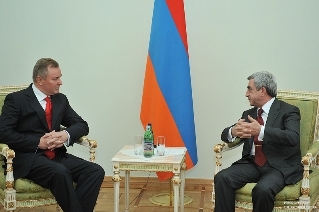 Новоназначенный посол Украины в РА: «Президент Янукович придает большое значение углублению и укреплению сотрудничества с Арменией»