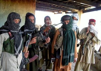 Талибы атаковали военную базу и аэропорт на востоке Афганистана