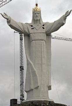 Լեհաստանում Հիսուս Քրիստոսի ամենամեծ արձանն է բացվել