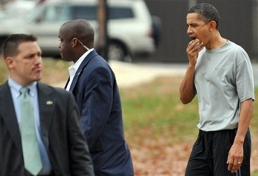 Обаме наложили 12 швов на губу