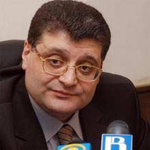 Арам Карапетян: «У Армении есть Серж Саргсян, но не президент»