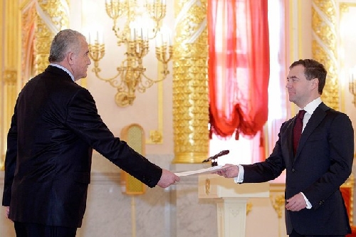 Ռուսաստանում Հայաստանի նորանշանակ դեսպանն իր հավատարմագրերը հանձնեց ՌԴ նախագահ Դմիտրի Մեդվեդևին