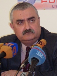 Арам Сафарян избран председателем постоянной комиссии