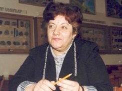 Կարինե Դանիելյան. «Պայթյուն մեզ մոտ տեղի է ունենում այն ժամանակ, երբ ազգային վտանգ է մեր գլխին կախված»