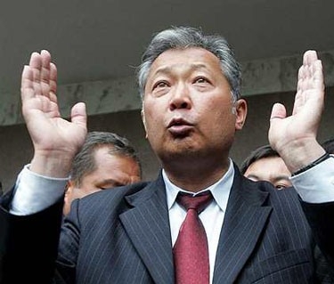 Временное правительство пообещало не арестовывать Бакиева
