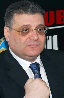 Арам Карапетян о заявлении политического большинства