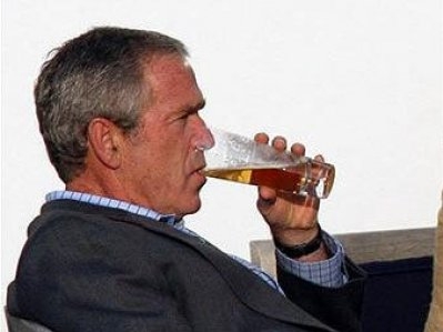 Джордж Буш-младший написал книгу о выборах, терроризме и алкоголе