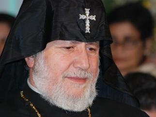 Католикос всех армян Гарегин II не посещал место захоронения шахидов