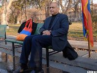 Ըստ Վահան Հովհաննիսյանի` Լևոն Տեր-Պետրոսյանը վիրավորել է Րաֆֆի Հովհաննիսյանին