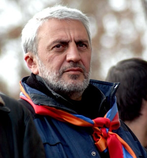 Արամ Մանուկյան