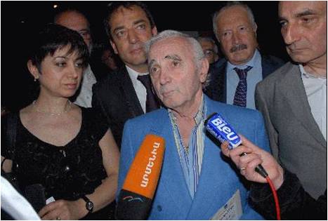 Во французском городе Валанс открылся парк имени Шарля Азнавура