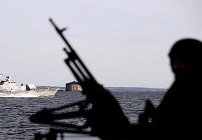 Силы НАТО расстреляли в порту Мисраты катер с тонной взрывчатки
