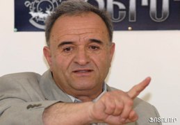 Դավիթ Հակոբյան. «Լևոն Տեր-Պետրոսյանը չի համապատասխանում այժմյան քաղաքական առաջնորդի չափորոշիչներին»