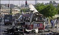 Силы НАТО разбомбили автобус в Ливии: 12 погибших
