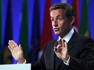 Հարձակվել են Սարկոզիի վրա (տեսանյութ)