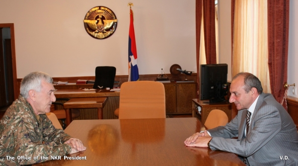 Բակո Սահակյանն ընդունել է ՀՀ նախագահի գլխավոր ռազմական տեսուչ Միքայել Հարությունյանին