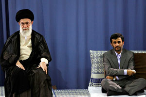Отношения Ахмадинежада и аятоллы Хаменеи продолжают оставаться напряженными