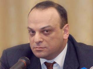 Арман Меликян: «Я не разделяю предполагающих сдачу территорий подходов Сержа Саргсяна и Левона Тер-Петросяна»