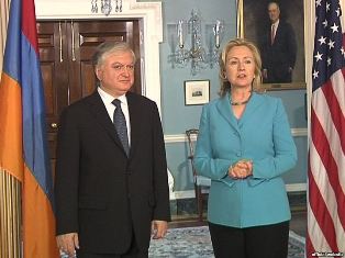 WikiLeaks опубликовал письмо Эдварда Налбандяна  Хиллари Клинтон