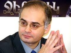 Для Давида Арутюняна предпочтительнее танго, а для Левона Зурабяна -шахматы