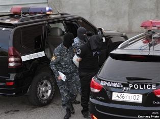 «Սուրիկի Լավաշի» տերը պնդում է, որ որդիները հանցախմբի հետ կապ չունեն