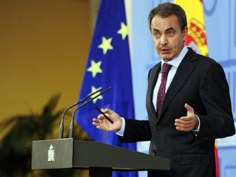 Премьер-министр Испании распустил парламент