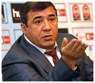 Ռուբեն Հայրապետյանն ու Լևոն Տեր–Պետրոսյանը հանդիպել են Սևանի «Հարսնաքարում»